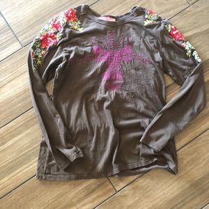 JWLA long sleeved shirt